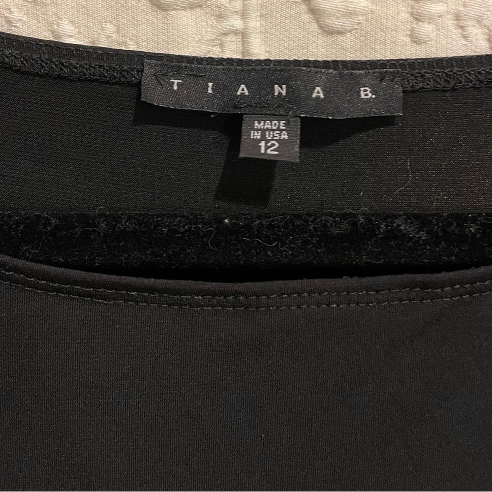Tiana B Women's Shift Dress Black Beaded Cuffs & Hem Cocktail Size 12 - Picture 6 of 7